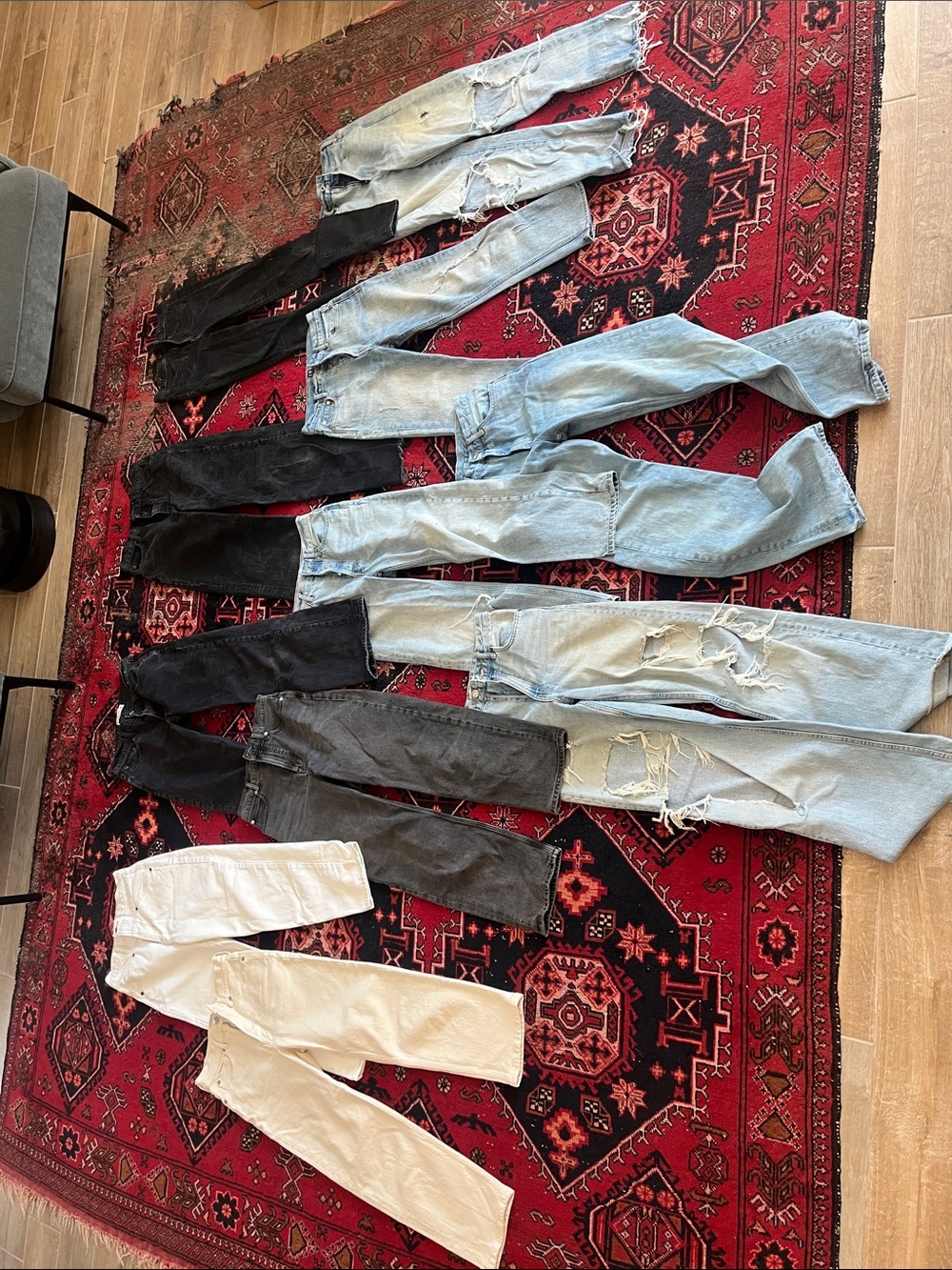 Huge lot of jeans size 25